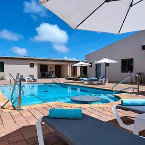 https://bubali-luxury-apartments-adults-only-wheelchair-friendly.comcaribbean.com